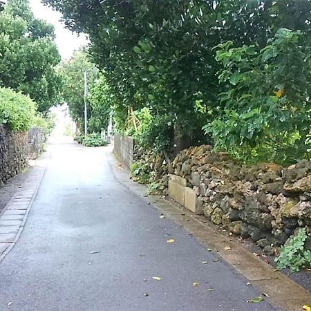 石垣島 一棟貸切りのお宿 ちゅら赤瓦 Ishigaki  Kültér fotó