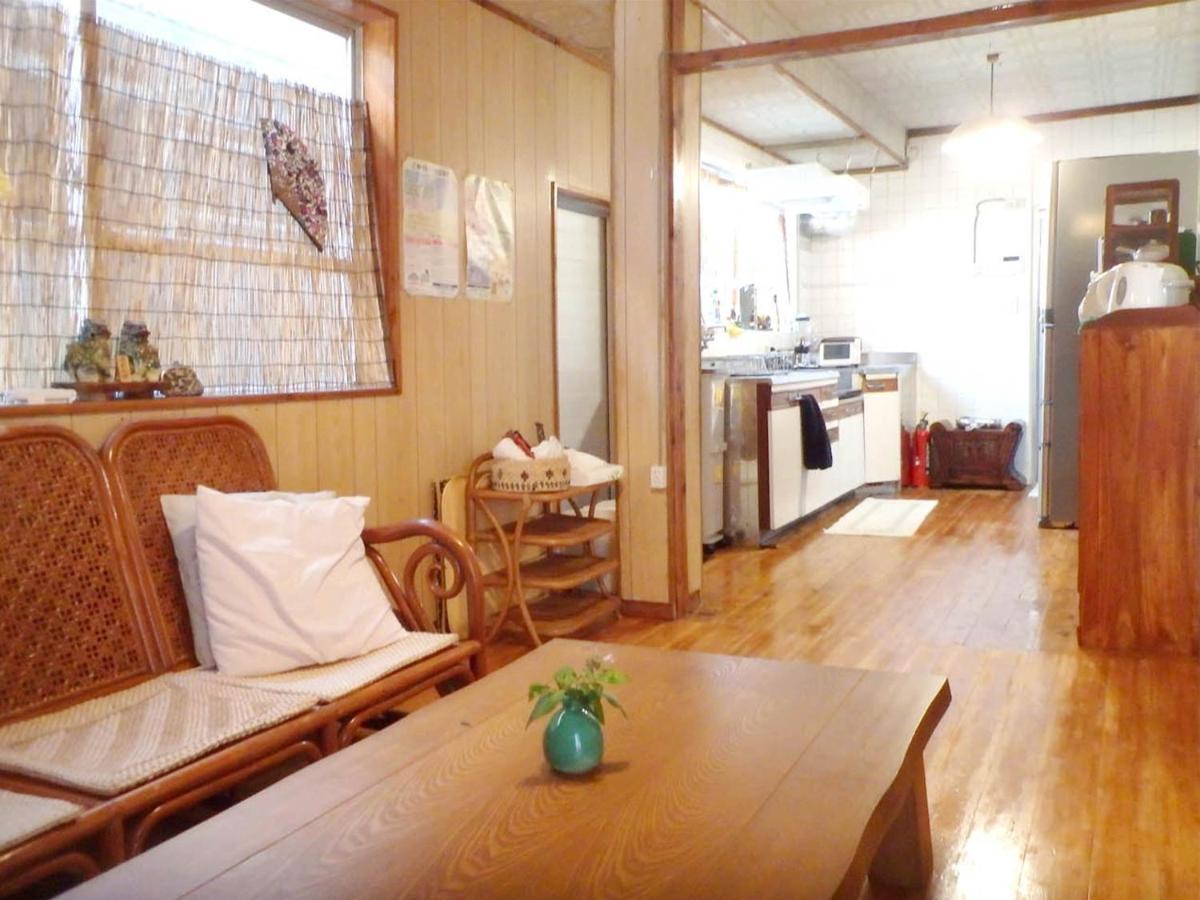石垣島 一棟貸切りのお宿 ちゅら赤瓦 Ishigaki  Kültér fotó