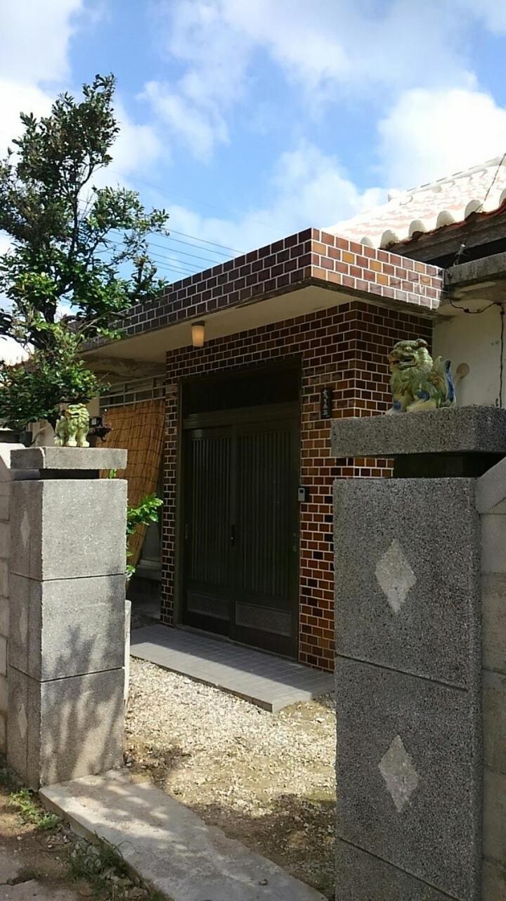 石垣島 一棟貸切りのお宿 ちゅら赤瓦 Ishigaki  Kültér fotó